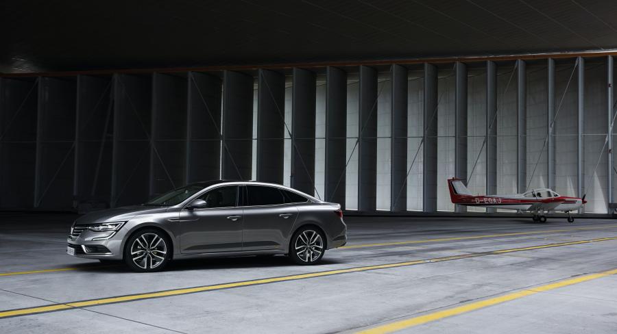  Renault Talisman 2015 года  (фото 21 из 37)